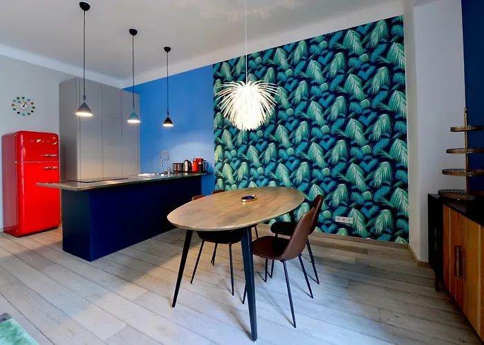 Chic And Modern In Hip Area